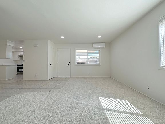5th image of 1230 Burwood St APT 2