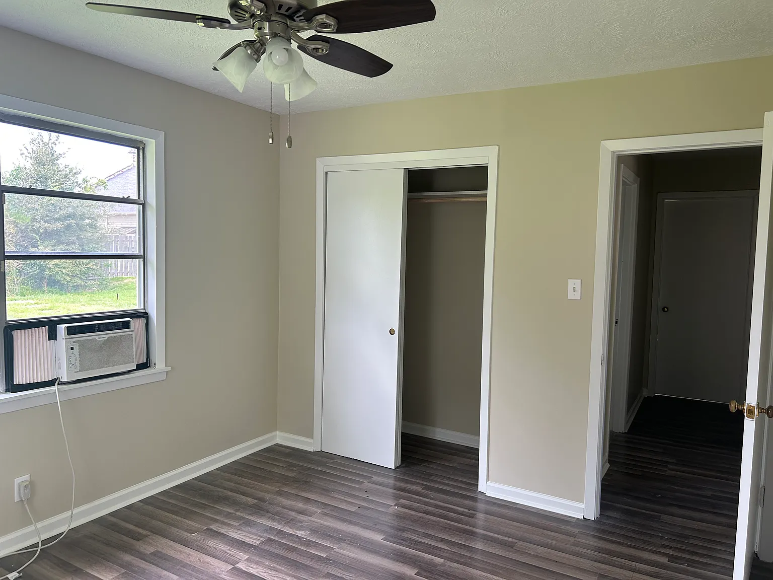 2 bed, 980 sqft, $1,250 — Photo 4