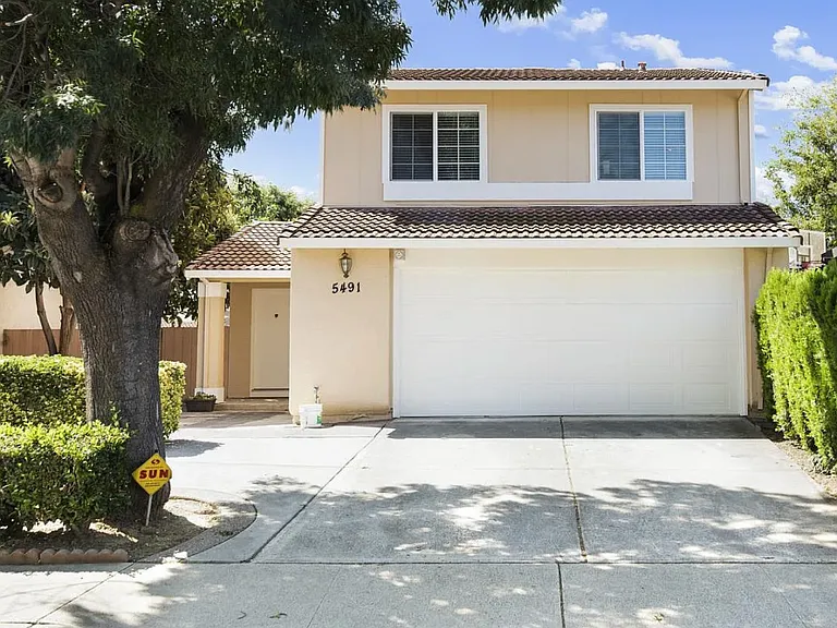 5491 Demerest Ln — Photo 1