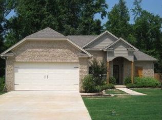 1212 Lizlin St, Opelika, AL 36801