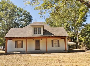 243 Old Planters Rd, Plantersville, MS 38862