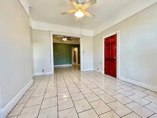 Rented by Astoria Realty | media 25