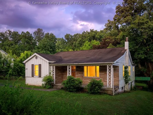 1905 Morecott Dr, Charleston, WV 25320