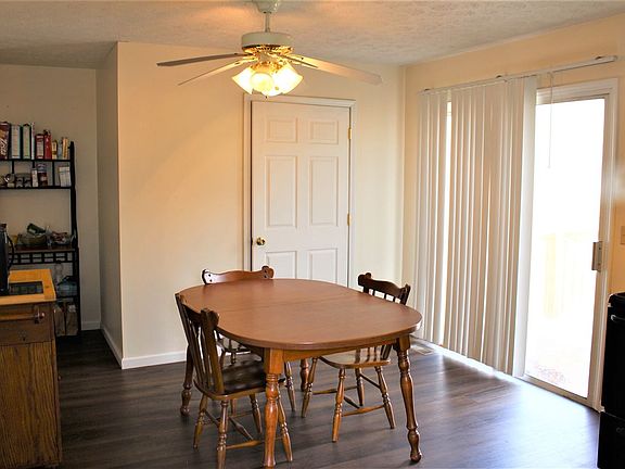 4th image of 2009 Court St