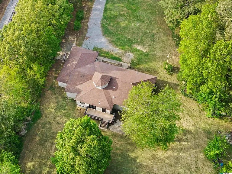 2510 Lovelaceville Florence Sta E — Photo 15