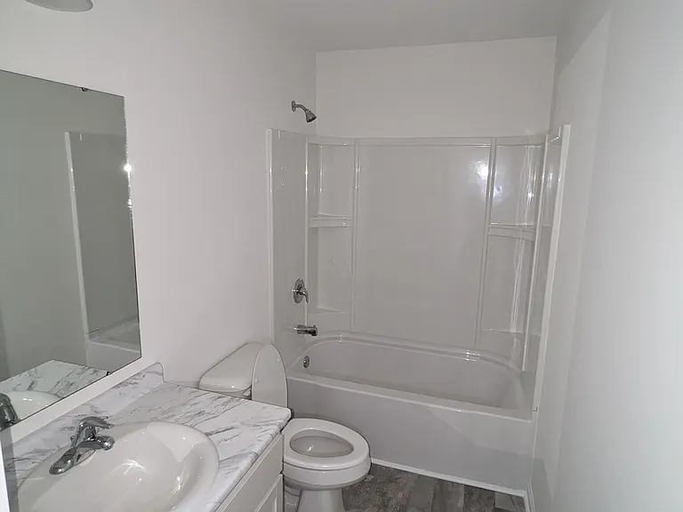 114 Alcove Ct — Photo 10