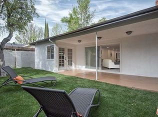 15842 Magnolia Blvd, Encino, CA 91436