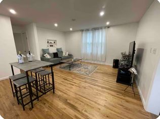 710 9th St, Secaucus, NJ 07094