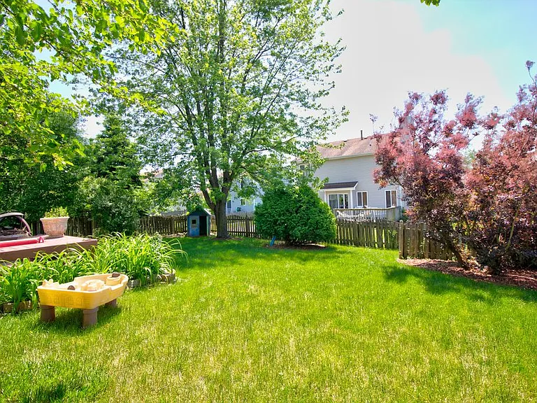 21221 W Chastworth Ln — Photo 12
