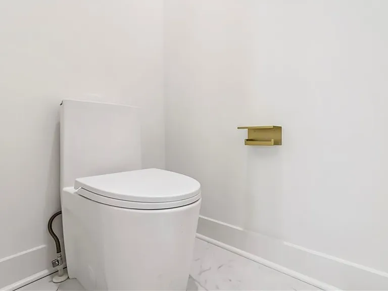 1554 Columbia Cir — Photo 26