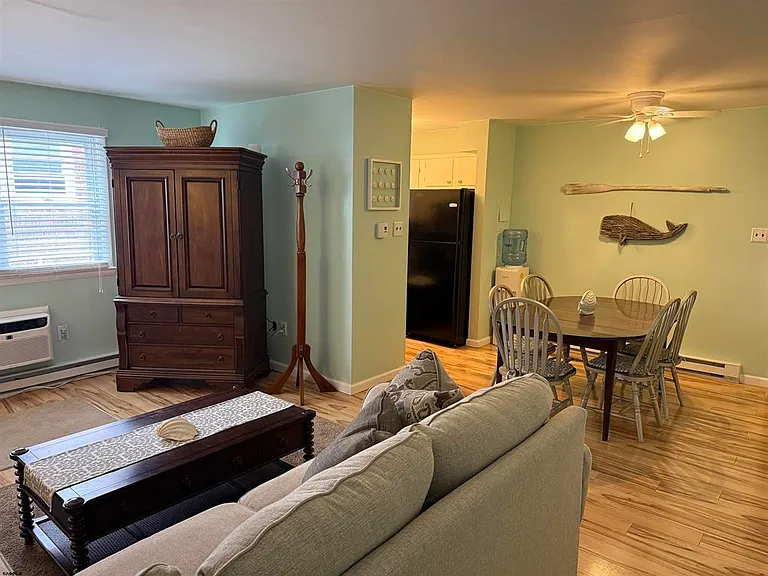 14 N Sacramento Ave #B1 — Photo 4