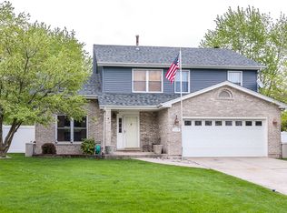 6848 Olde Gatehouse Rd, Tinley Park, IL 60477