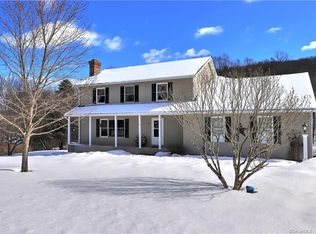 42 Gunntown Rd, Naugatuck, CT 06770