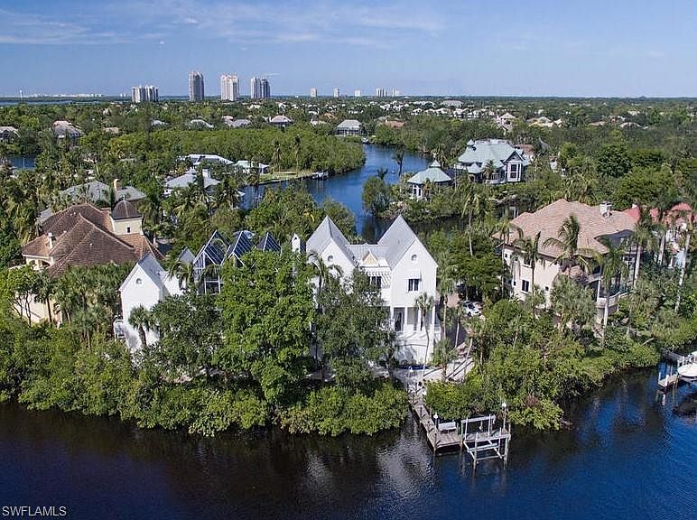 1st image of 27481 Harbor Cove Ct