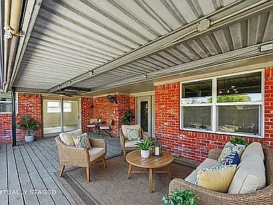 2321 Merrimac Dr — Photo 11