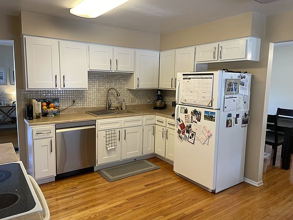 5th image of 1305 Skyline Dr