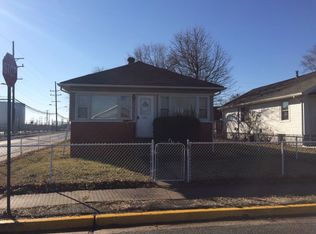 149 E 5th St, Roxana, IL 62084