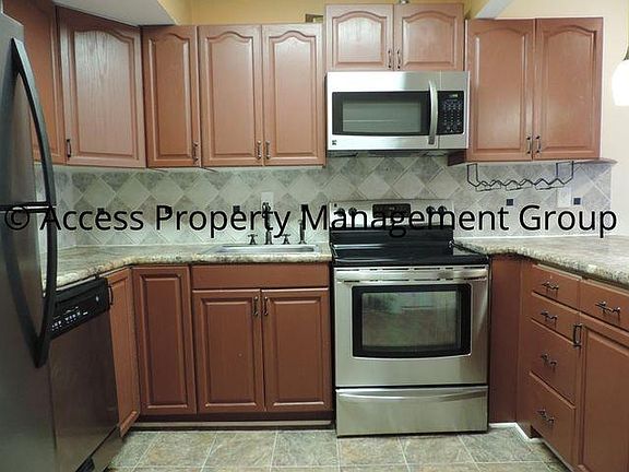 4th image of 3481 Kenbrooke Ct #3481