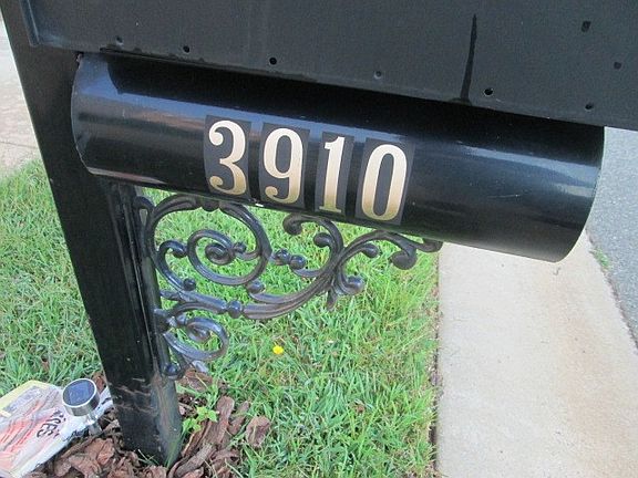 5th image of 3910 Conner Glenn Dr