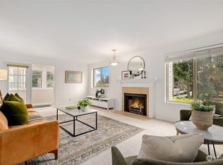132 N 132nd St UNIT 201, Seattle, WA
