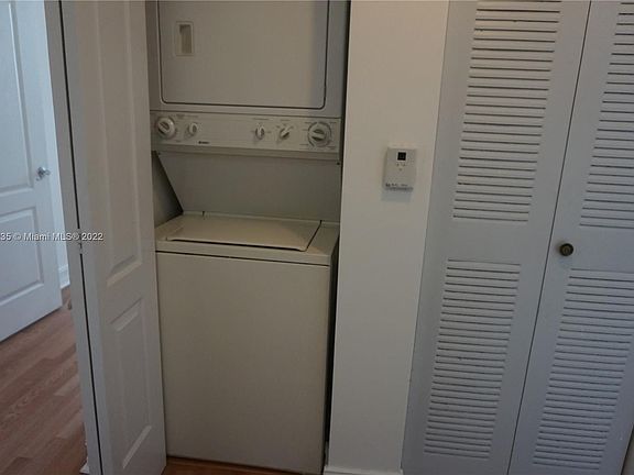 4th image of 117 NW 42nd Ave APT 510