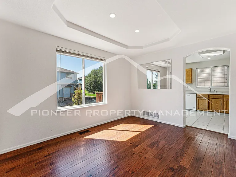 6360 E 121st Dr — Photo 5