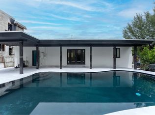 4144 Alton Rd, Miami Beach, FL 33140