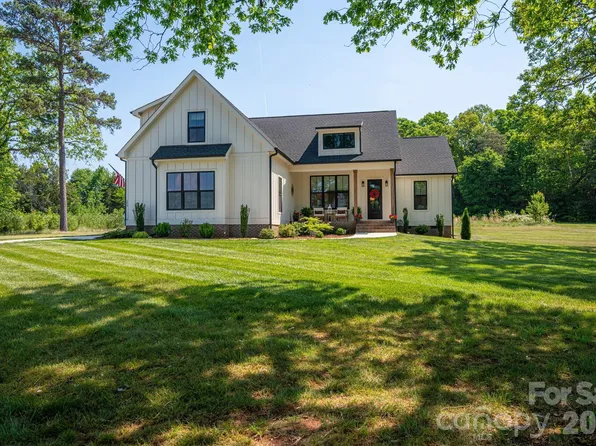 1894 Cline Farm Rd, Lincolnton, NC 28092