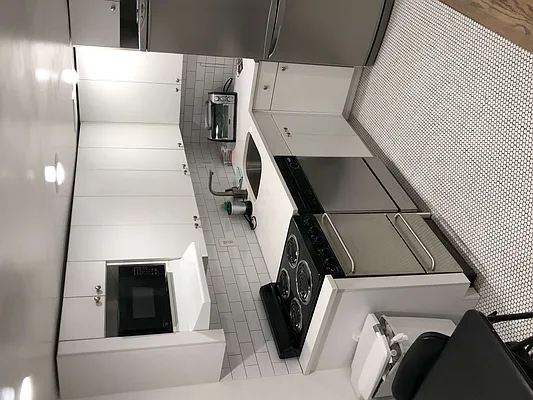 Rented by Mallory Management Corp | media 5