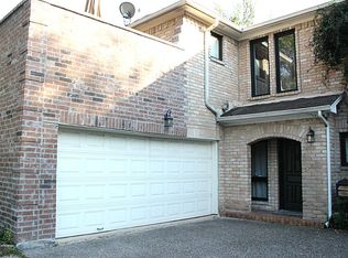 2514 Nantucket Dr #C, Houston, TX 77057