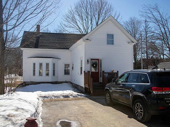 3rd image of 18 Maple Street