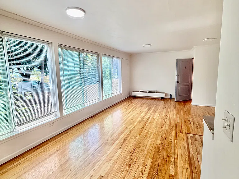 5216 Rainier Ave S #3 — Photo 14