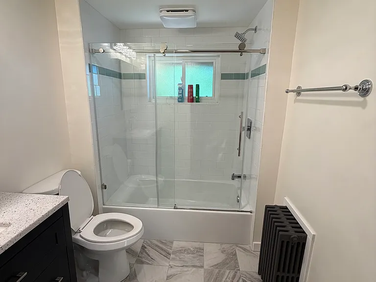 Second floor full bath