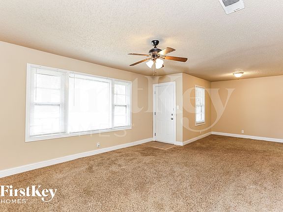 2nd image of 1103 Warden St
