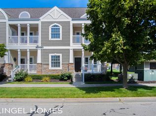 513 Adams Ave, Grand Haven, MI 49417