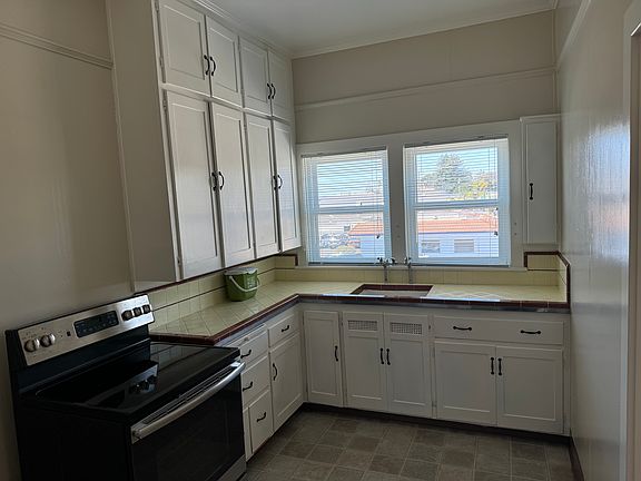 3rd image of 912 Soquel Ave APT B