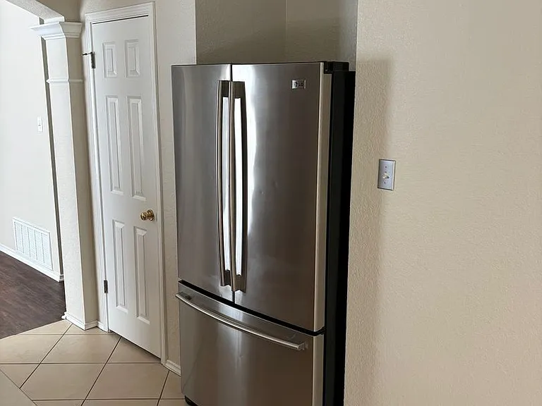 1403 Haley Gray Dr — Photo 11