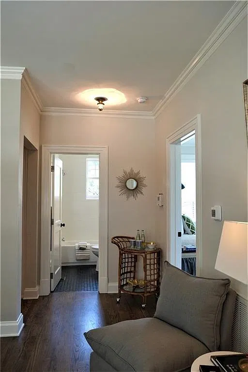 1 bed, 776 sqft, $1,275 — Photo 4