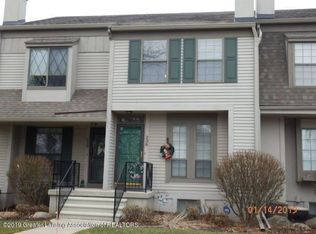 236 Park Meadows Dr, Lansing, MI 48917
