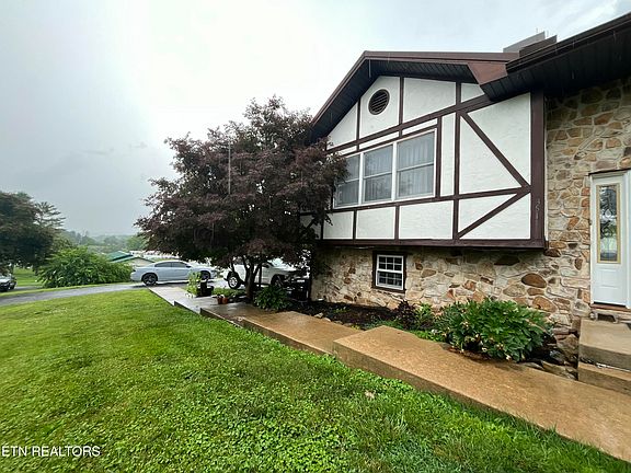 2nd image of 351 Reed Patch Rd