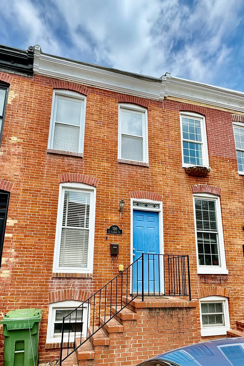 Building Photo - 120 E Clement St