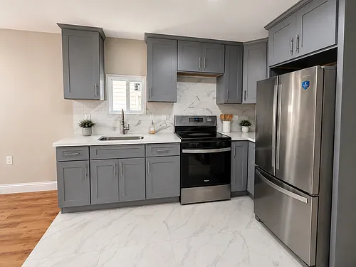 141 Eaton Pl Photo 1