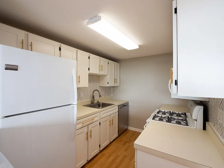 4600 Duke St #700 — Photo 12
