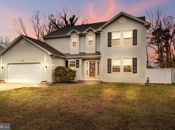 90 Atlantis Ave, Manahawkin, NJ 08050