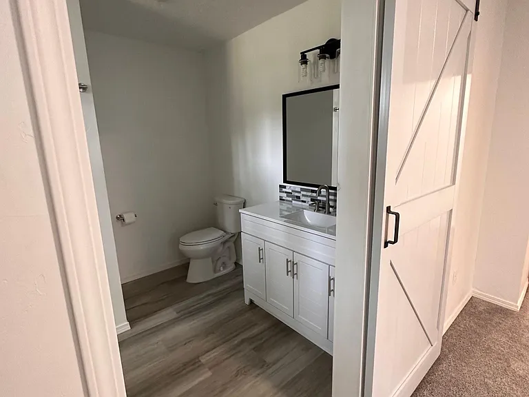 7276 Highway 291 — Photo 15