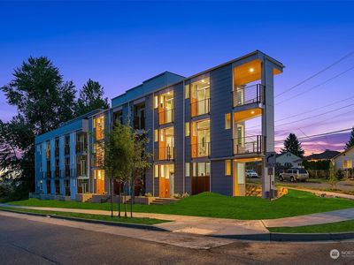 9362 Sturtevant Avenue S, Seattle, WA, 98118