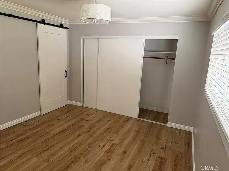 6137 Camellia Ave — Photo 11