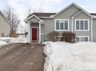 112 Mount Pleasant Rd, Moncton, NB E1G5J2