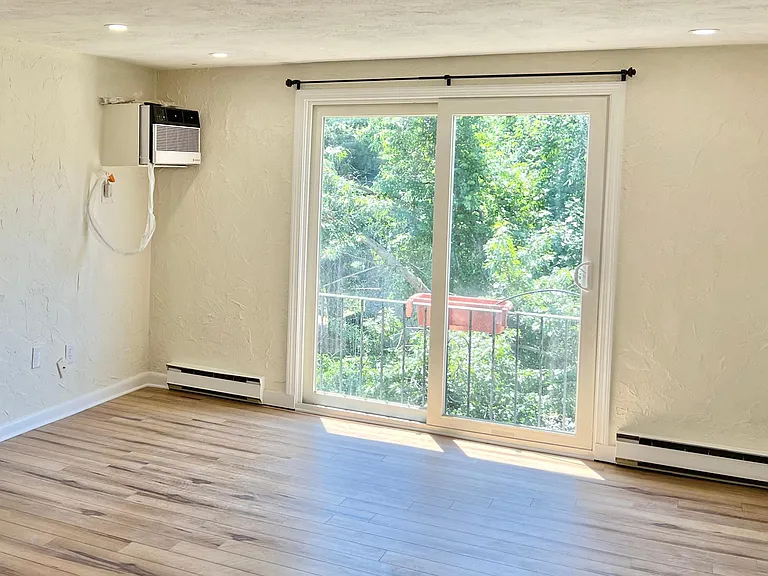 202 Swanson Rd #524 — Photo 4