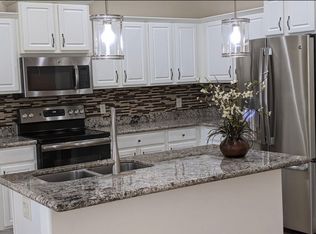 8760 N Norway Spruce Rd, Tucson, AZ 85743